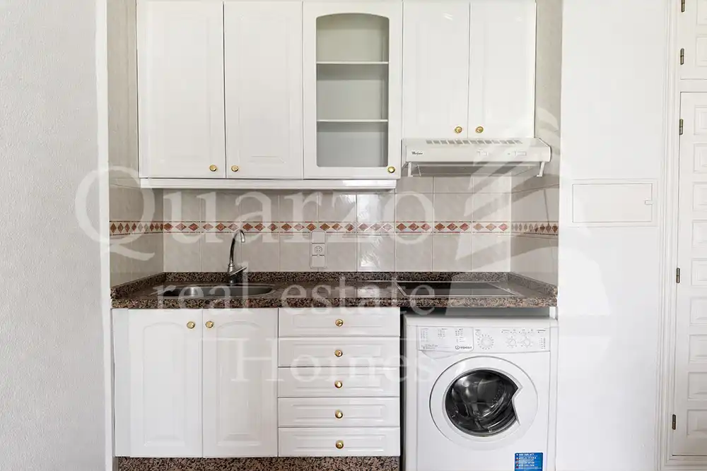 Cocina de Apartamento en venta en Dénia con Calefacción, Jardín privado y Amueblado