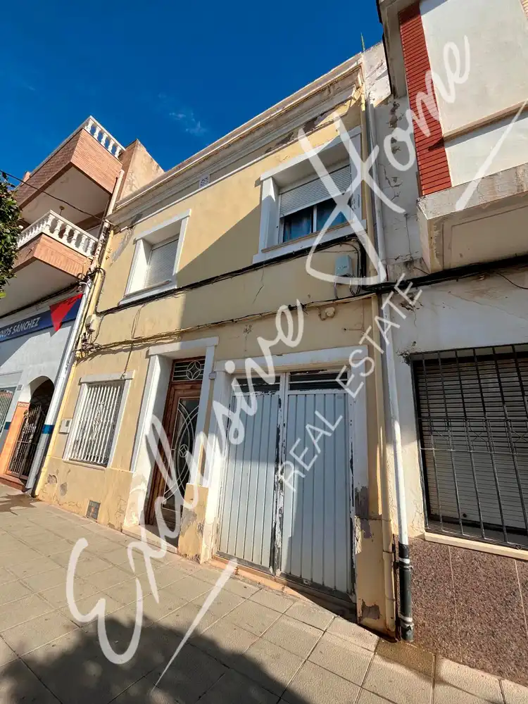 Maison avec jardin à vendre à Avinguda de Sant Francesc 128