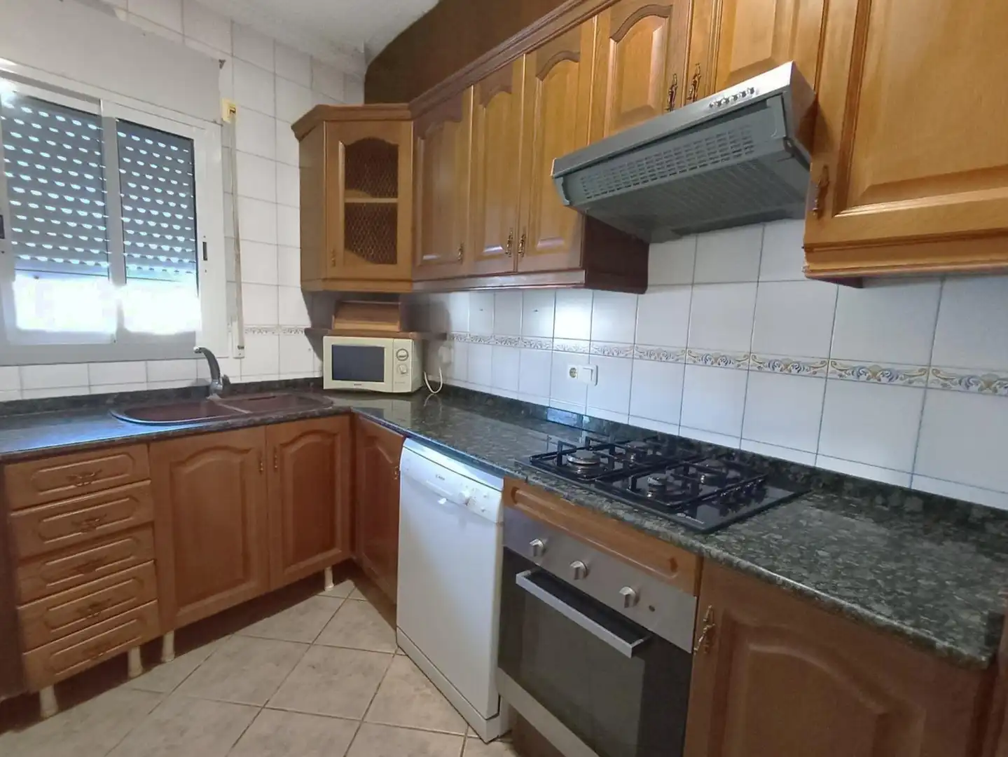 Kitchen of Houses for sale in Deltebre