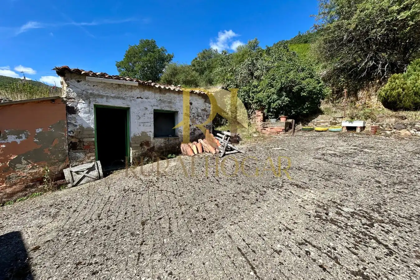 Houses for sale in Cármenes