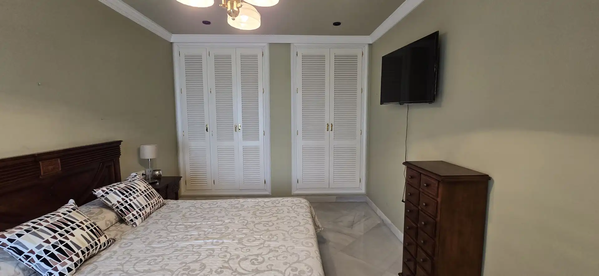 Habitación de Apartamento en venta en Torremolinos con Aire acondicionado, Calefacción y Terraza
