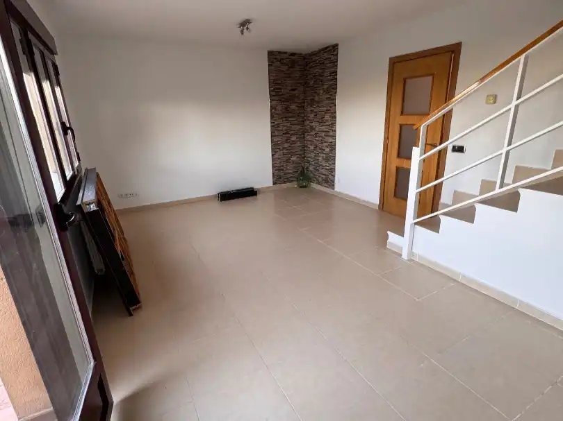 Adossat amb jardí en venda a Profesor Manuel criado del val 2, imagen 2