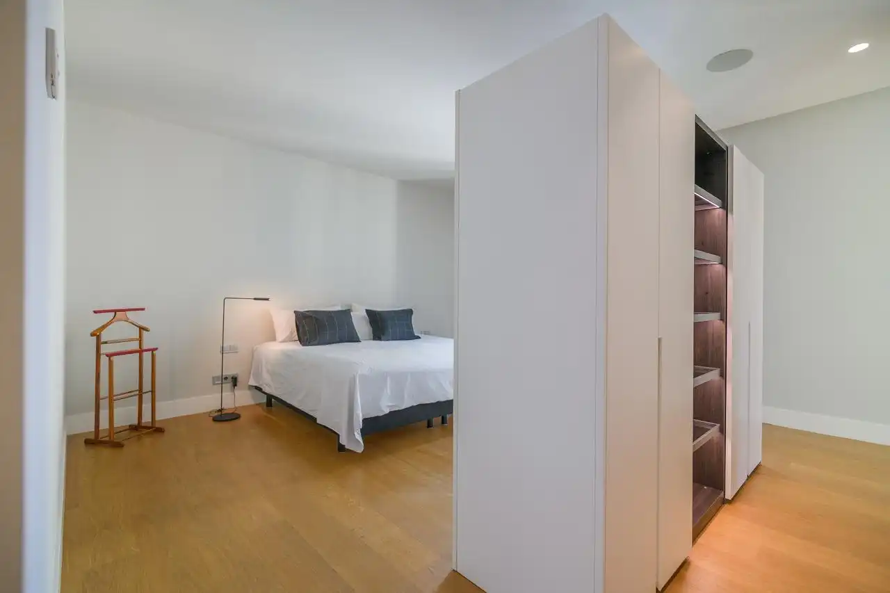 Schlafzimmer von Dachboden zum Verkauf in Barcelona mit Klimaanlage, Heizung und Terrasse