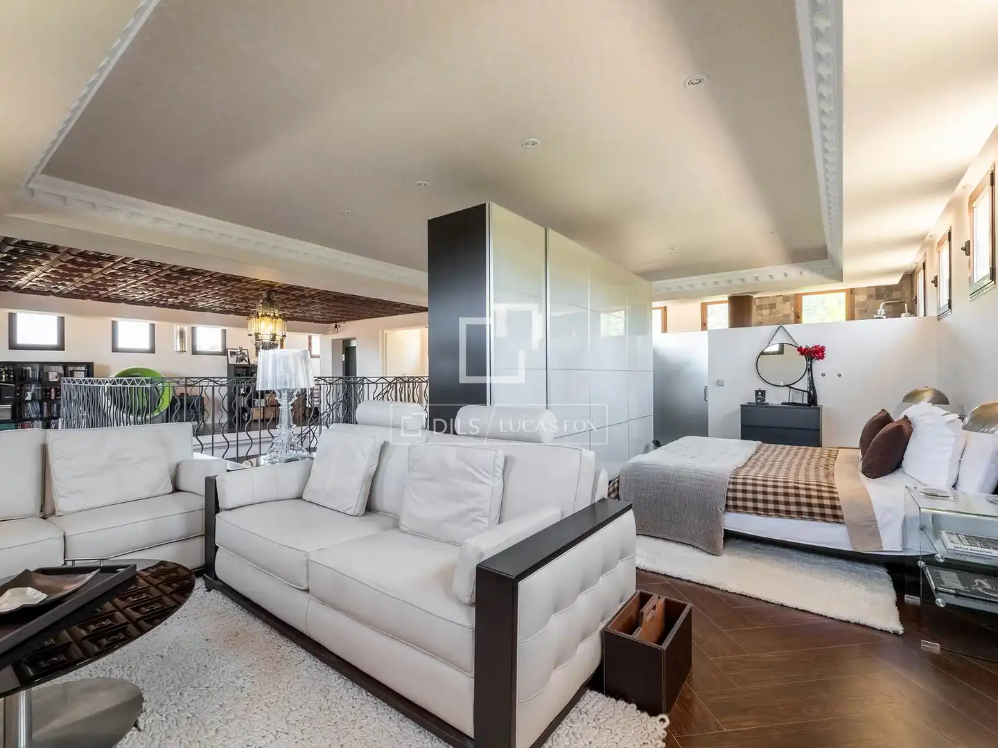 Sala de estar de Casa o chalet en venta en Las Rozas de Madrid con Aire acondicionado, Calefacción y Jardín privado