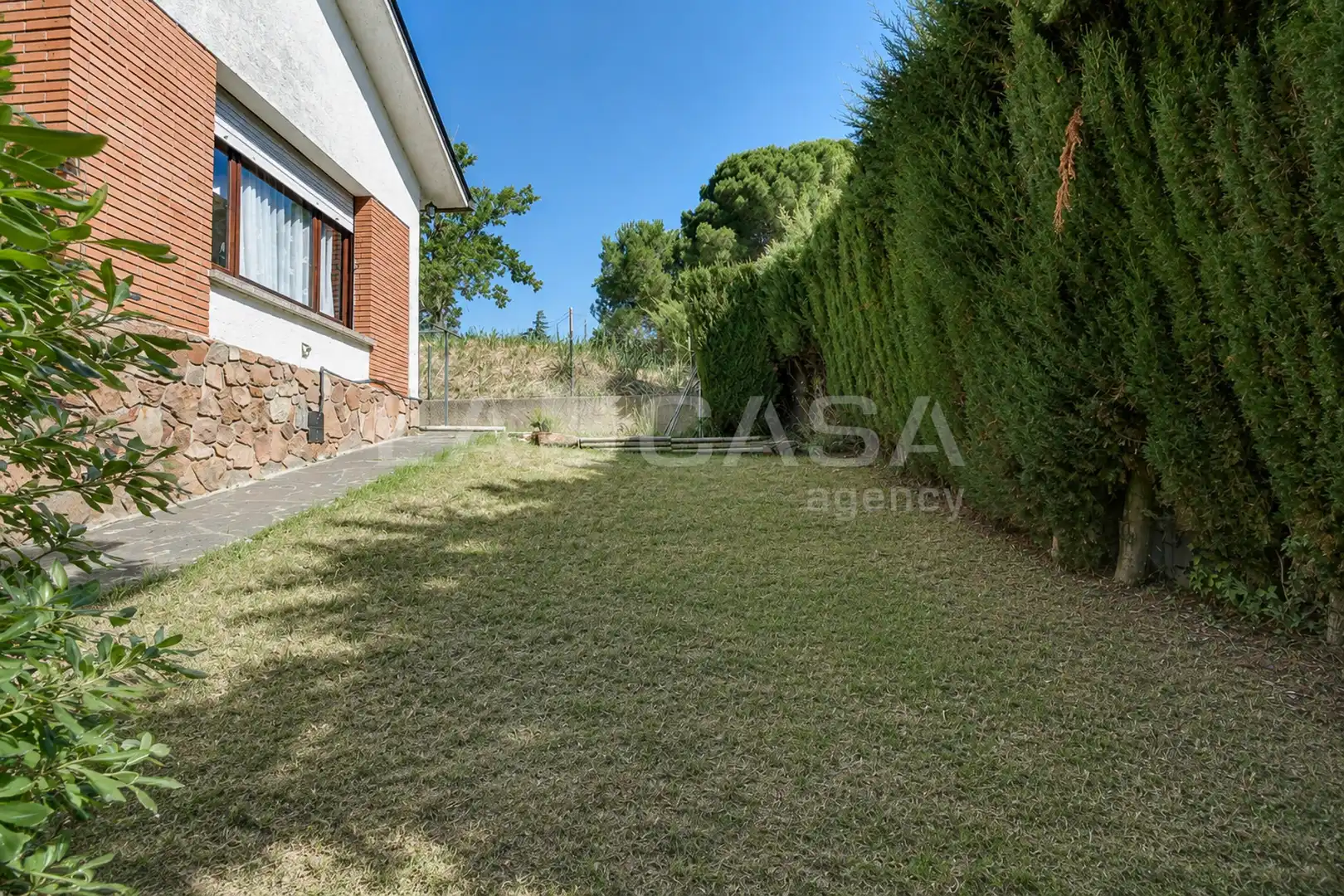 Jardí de Casa o xalet en venda en Llinars del Vallès amb Jardí privat, Forn i Internet
