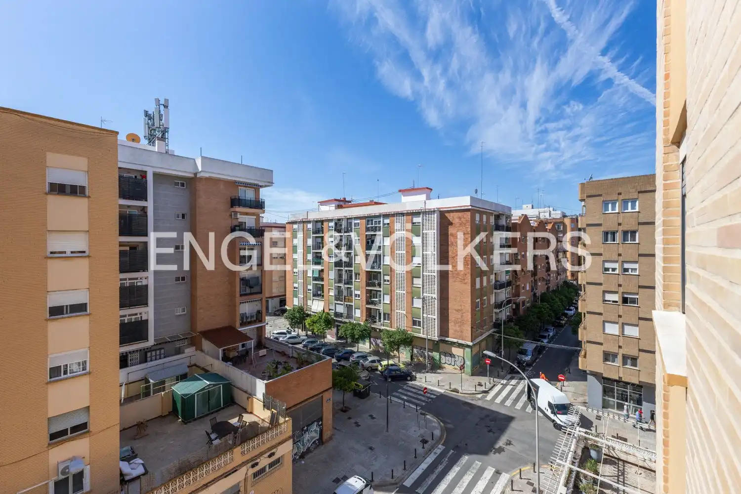 Vista exterior de Piso de alquiler en Valencia con Aire acondicionado, Calefacción y Parquet
