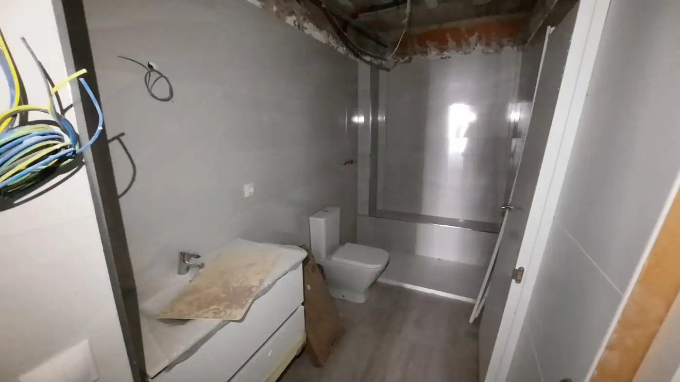 Bany de Pis en venda en Vinaròs amb Terrassa