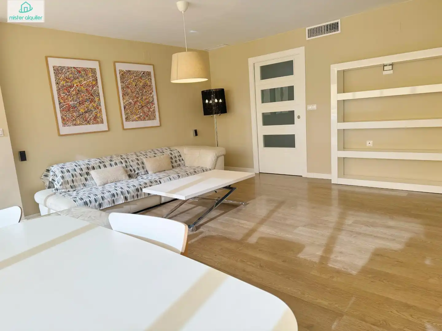 Sala de estar de Apartamento de alquiler en Sant Joan d'Alacant con Aire acondicionado, Jardín privado y Terraza