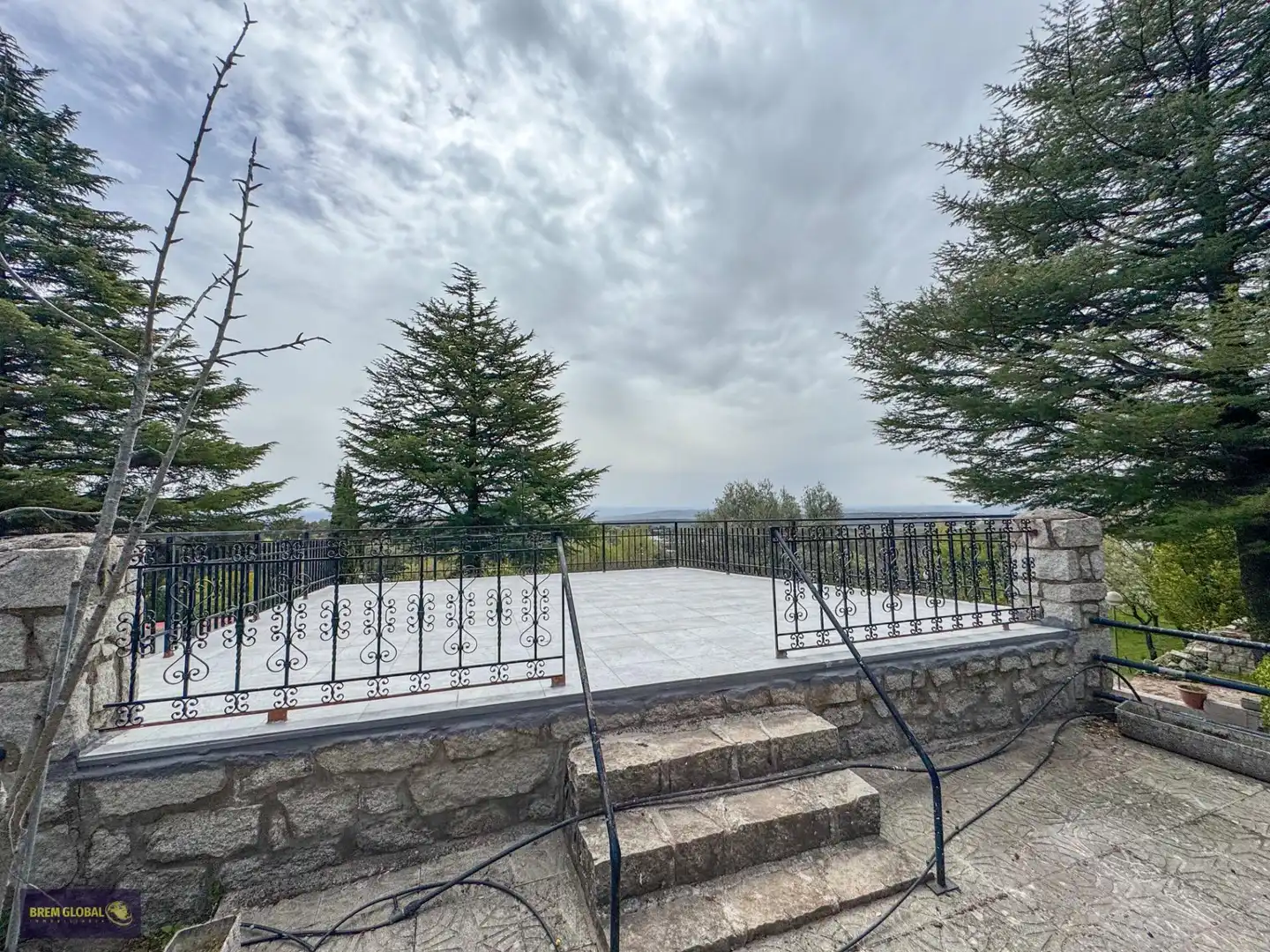 Terraza de Casa o chalet en venta en La Cabrera con Aire acondicionado, Calefacción y Jardín privado