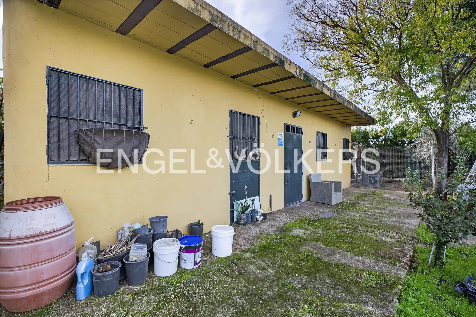 Exterior view of Houses for sale in Morón de la Frontera  with Air Conditioner, Heating and Private garden
