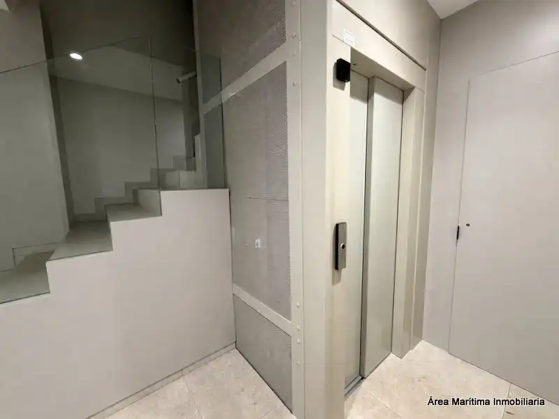 Piso de alquiler en Valencia con Aire acondicionado, Calefacción y Horno