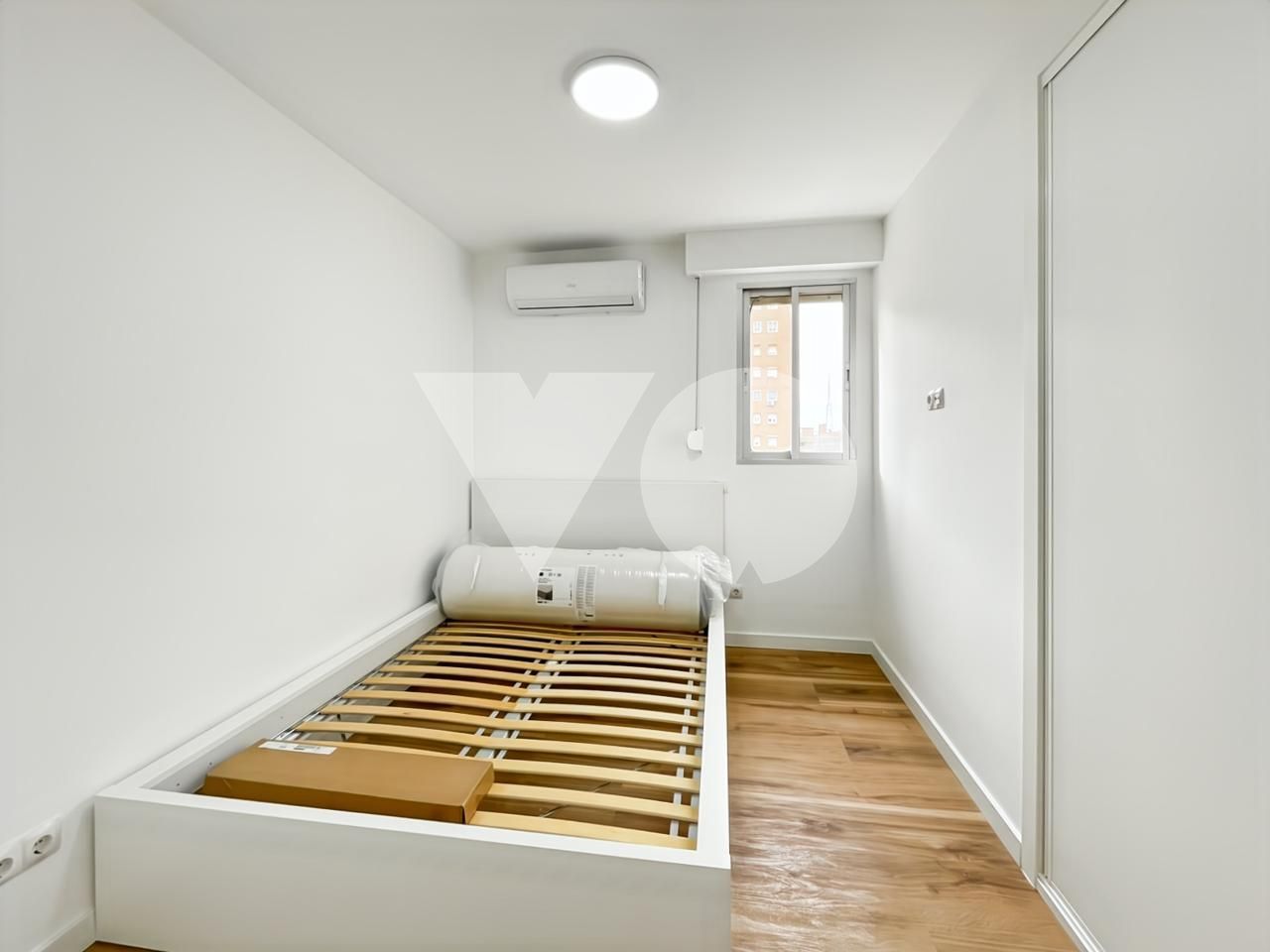 Bedroom of Apartment to share in  Madrid Capital  with Air Conditioner and Furnished