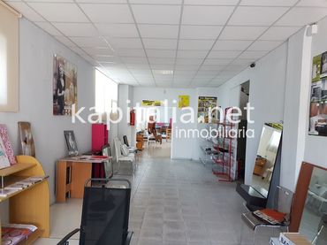 Local comercial en venta en Bocairent