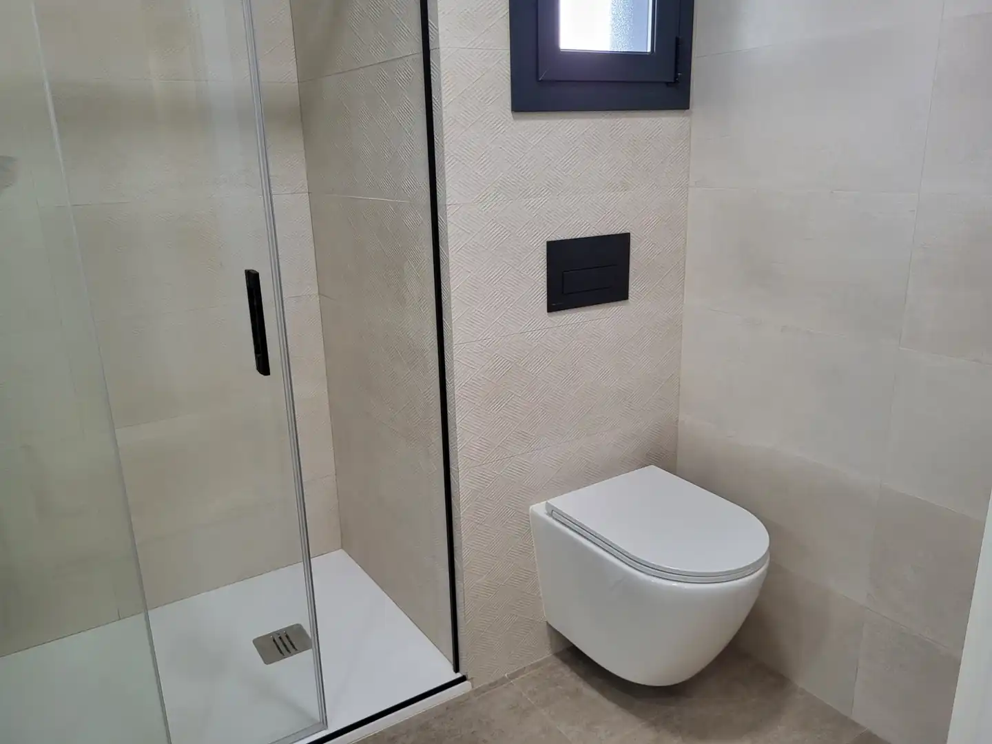 Wohnung zum Verkauf in Carrer Verge de Montserrat, Catalunya - Fontetes