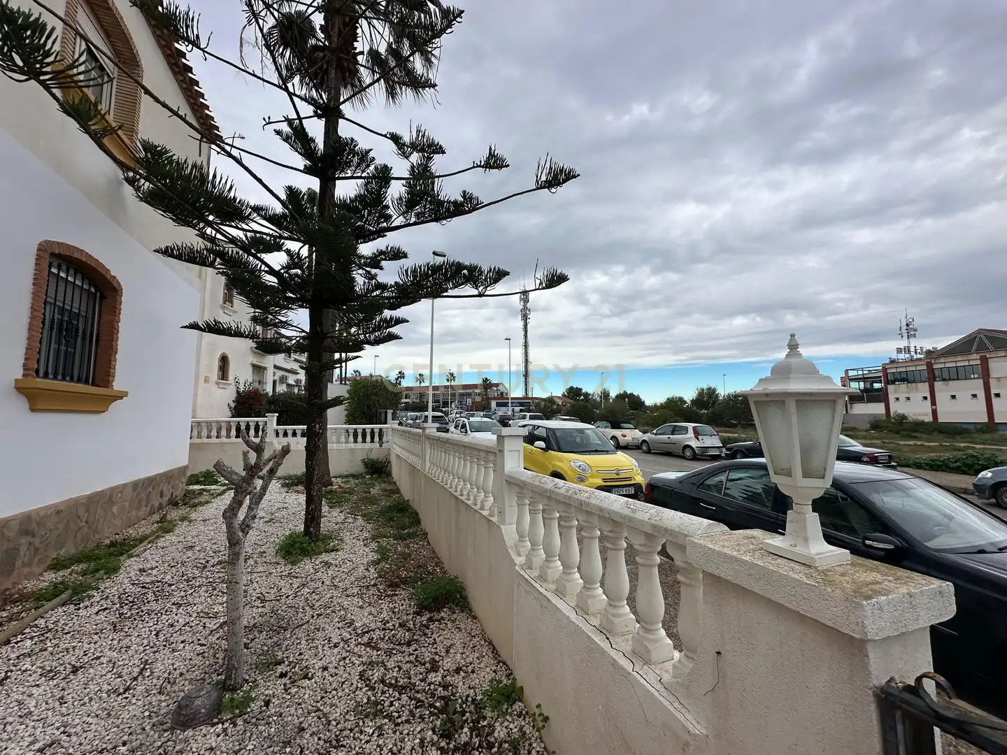 Vista exterior de Piso en venta en Orihuela con Piscina comunitaria