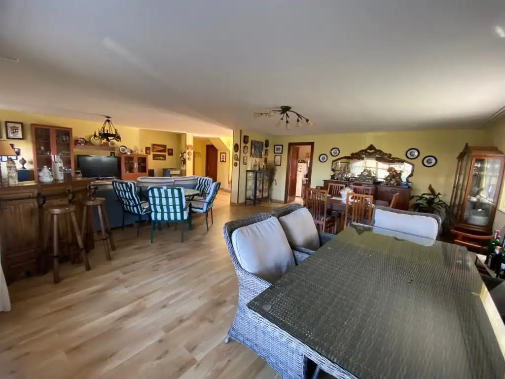 Comedor de Casa o chalet en venta en Ferrol con Calefacción, Jardín privado y Terraza