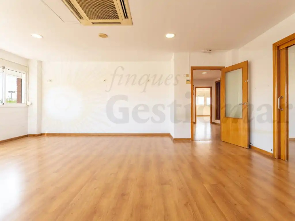 Commercial properties for sale in Cambrils