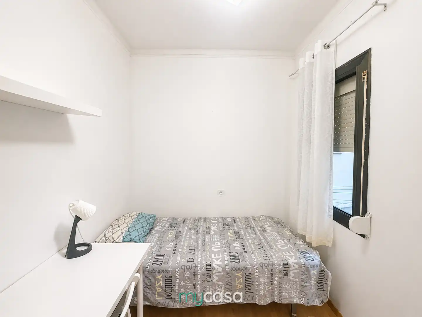 Schlafzimmer von Wohnung zum Verkauf in Barcelona mit Klimaanlage, Heizung und Parkett