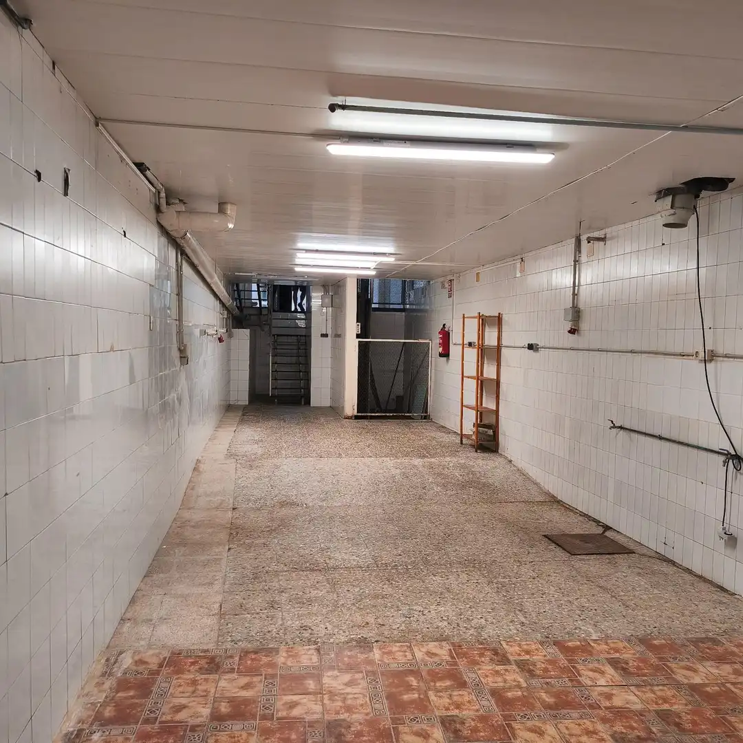 Local comercial de lloguer a Joan Prim, imagen 17