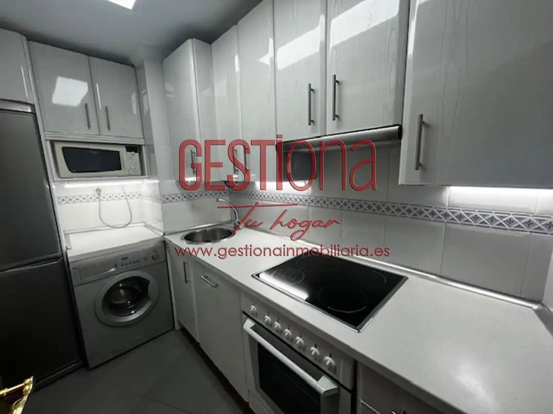 Cocina de Apartamento en venta en Laredo
