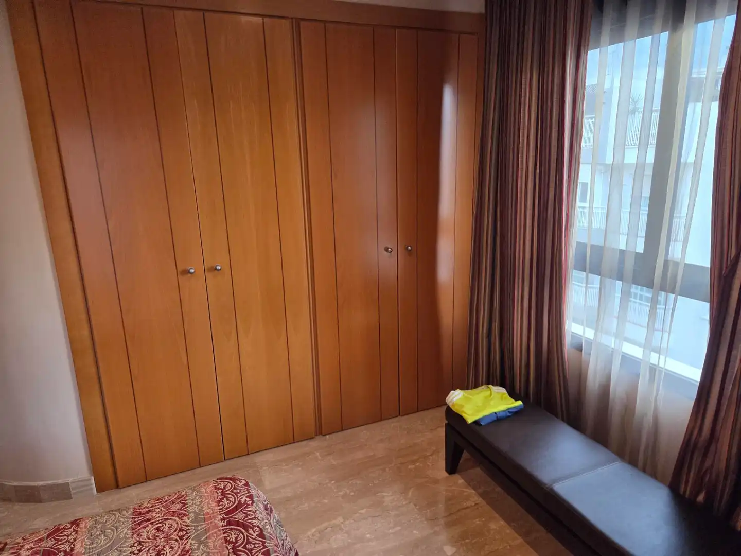 Dormitori de Pis en venda en Algeciras amb Aire condicionat i Terrassa