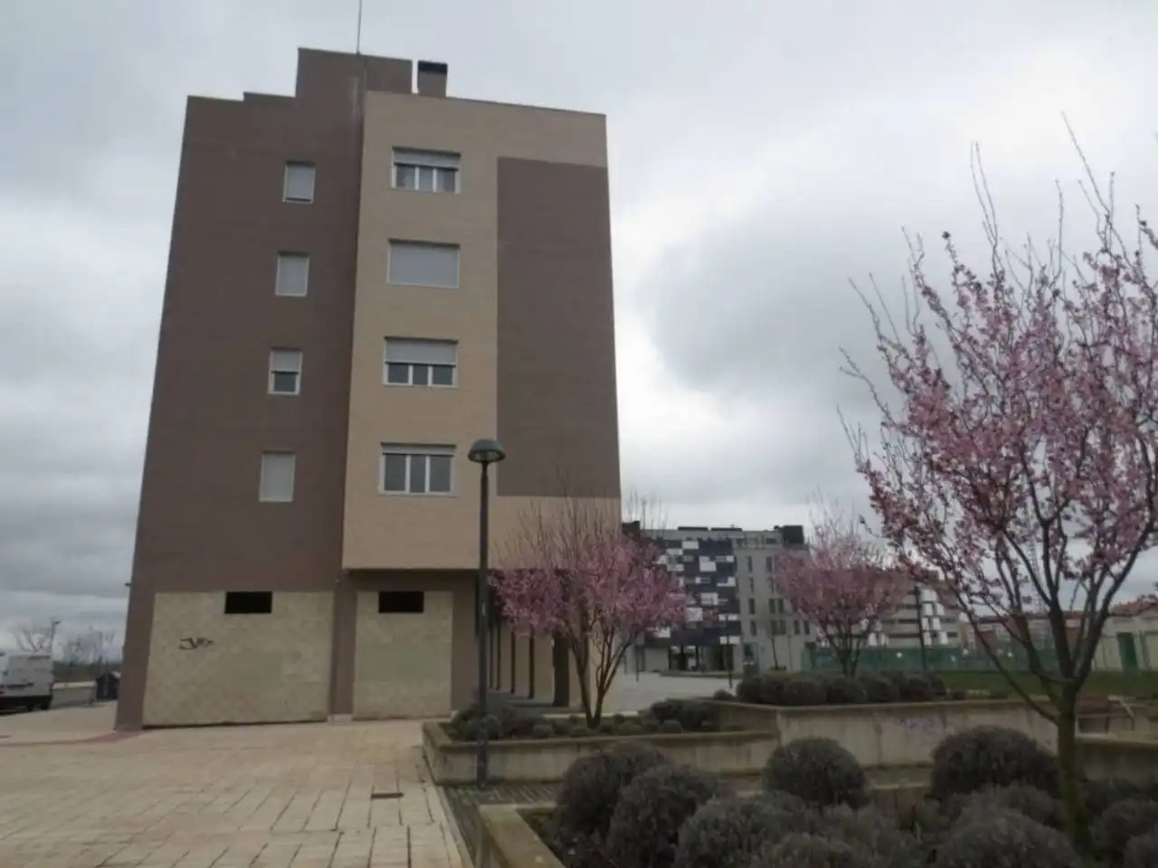 Exterior view of Commercial properties for rent in Burgos