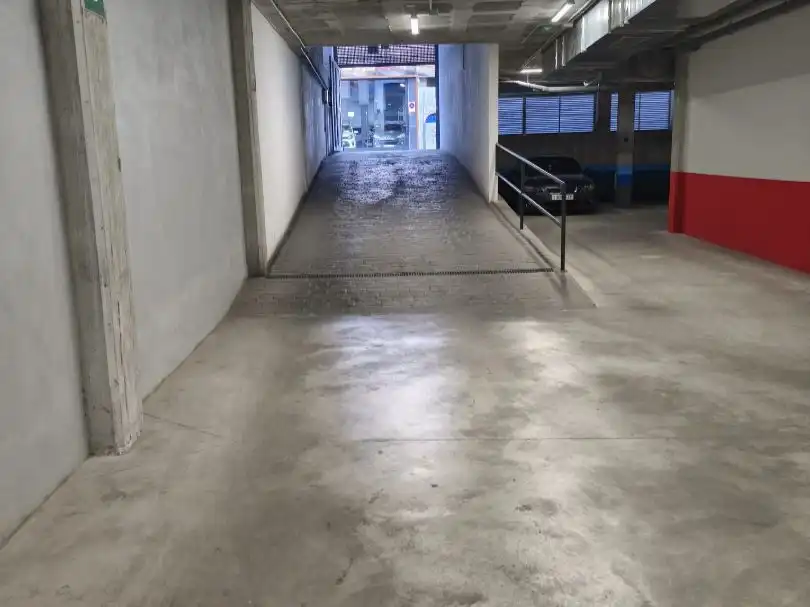 Parkplatz von Lagerraum zur Miete in Armilla mit Alarm