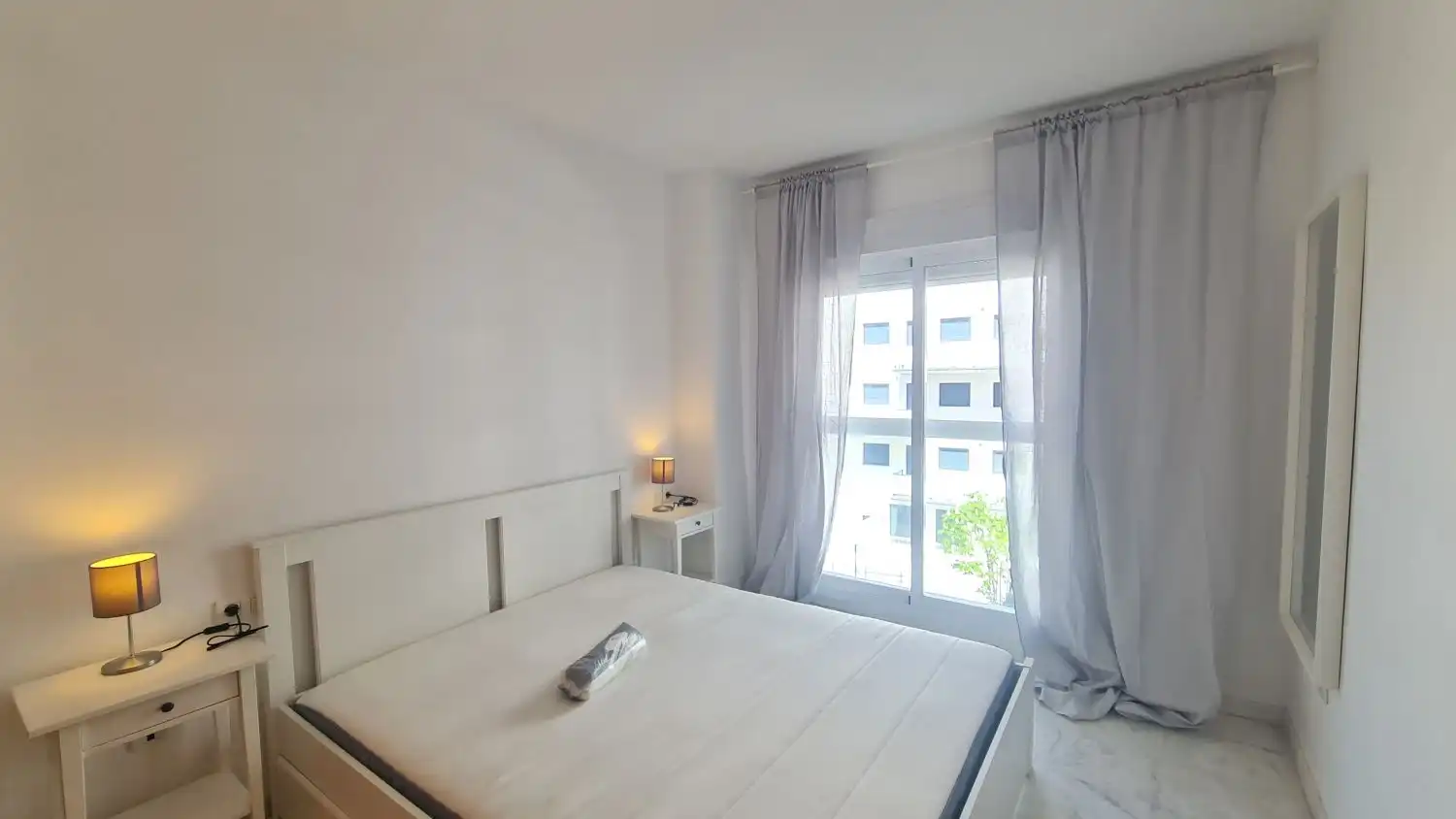 Bedroom of Flat for rent in Málaga  with Air Conditioner, Heating and Terrace