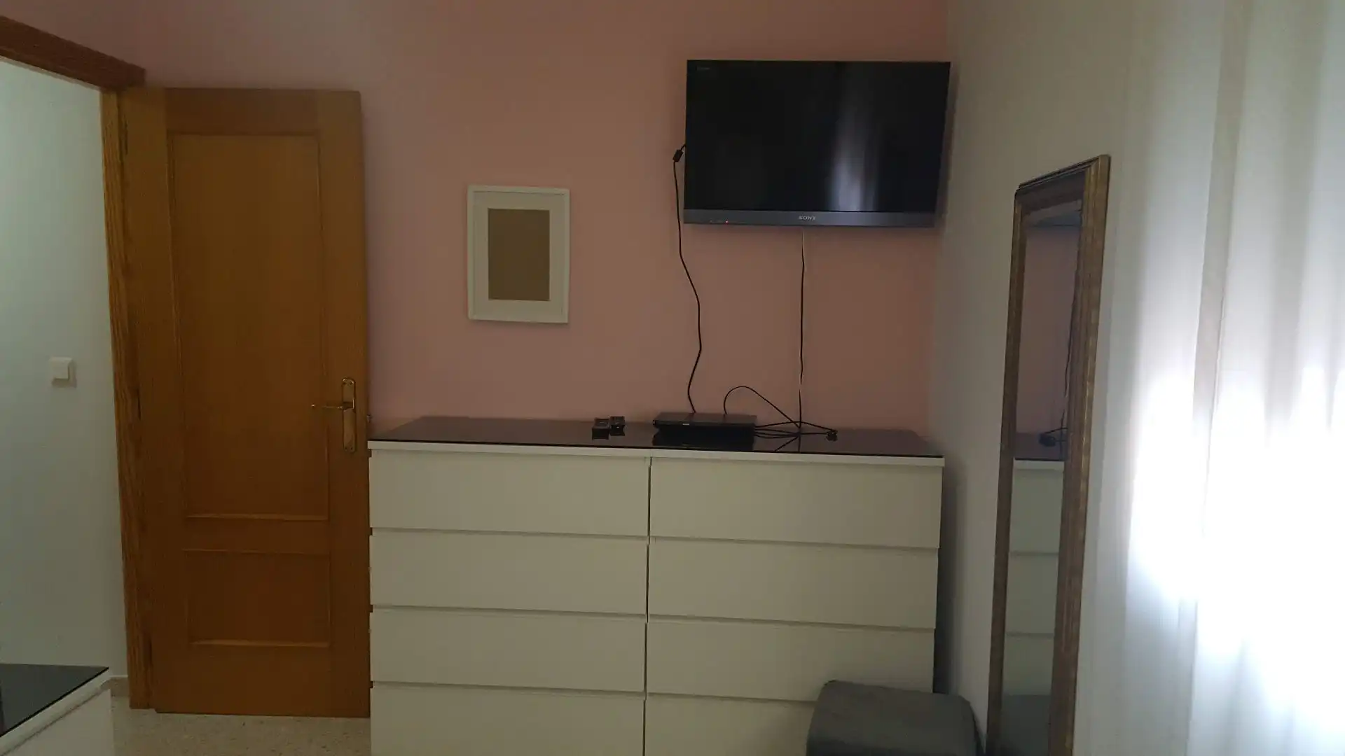 Bedroom of Flat for sale in San Roque