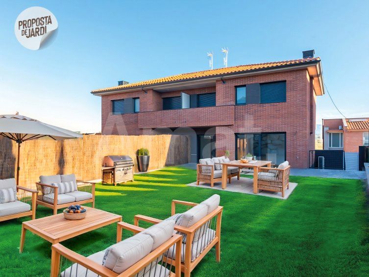 Piso en venta en Carrer Puigsacalm, 41