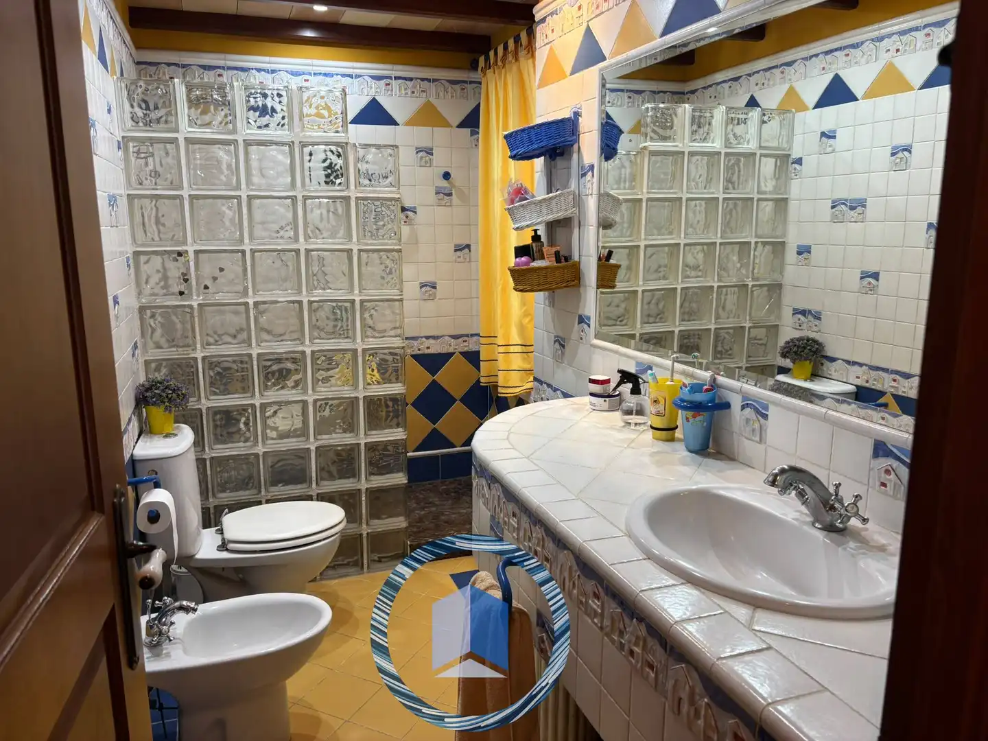 Baño de Casa o chalet en venta en Alcalá de Guadaira con Aire acondicionado, Jardín privado y Terraza
