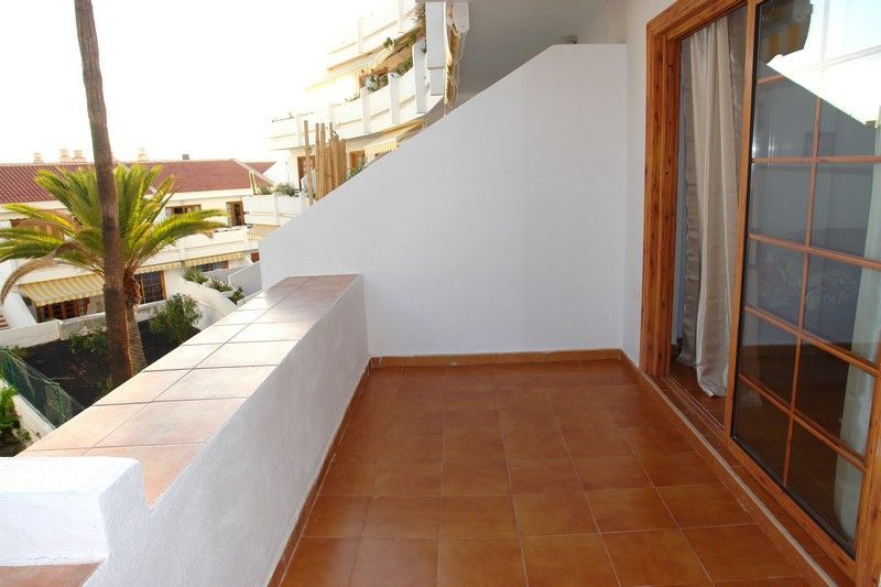 Terrassa de Apartament en venda en Adeje amb Terrassa, Moblat i TV