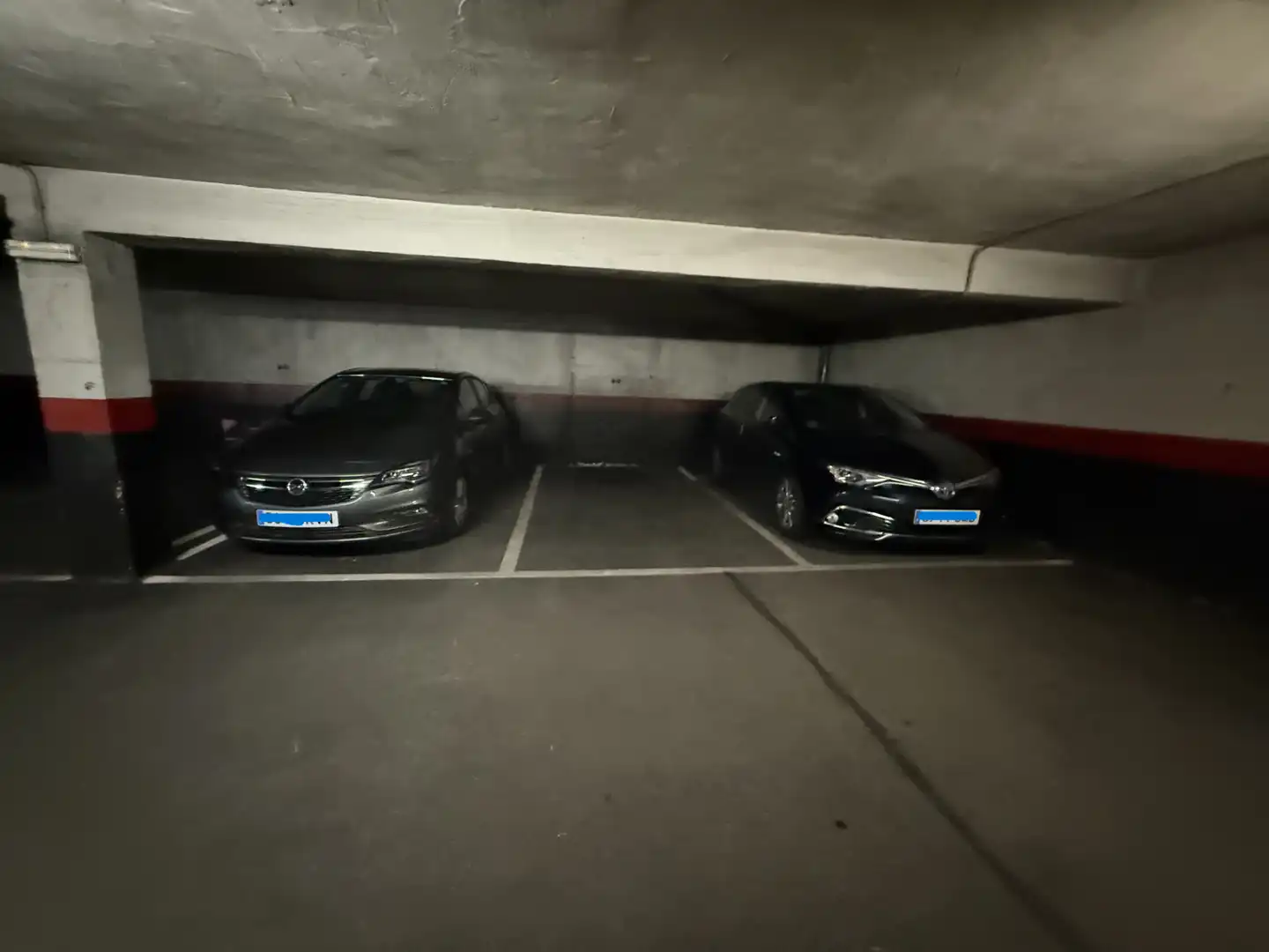 Parkplatz von Wohnung zum Verkauf in Alcorcón mit Heizung, Privatgarten und Möbliert