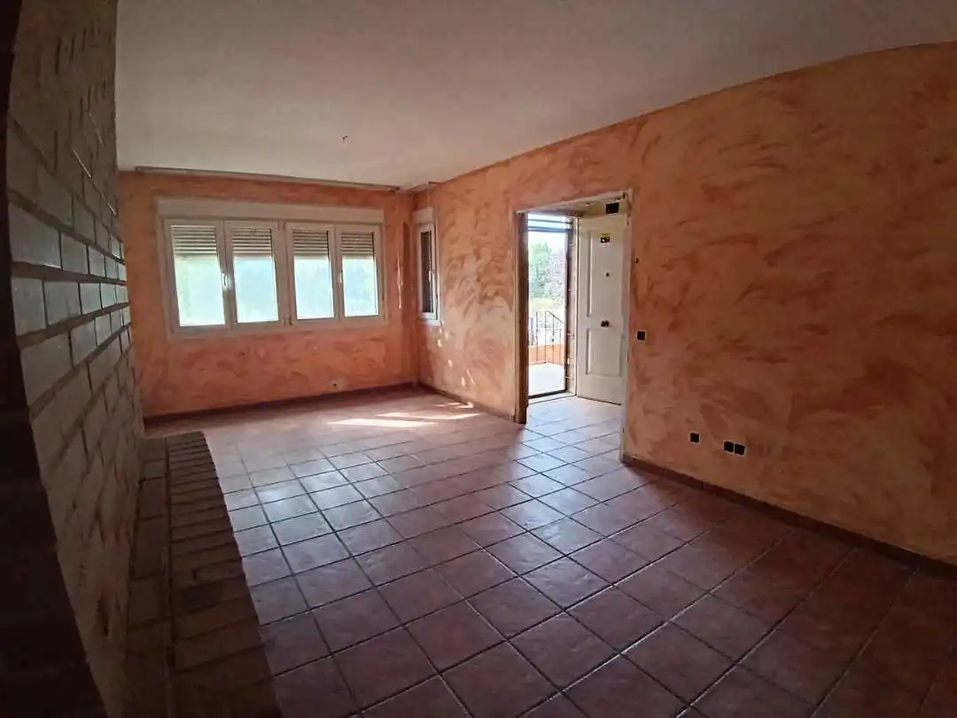 Casa adosada en venda en Tórtola de Henares amb Jardí privat, Terrassa i Balcó