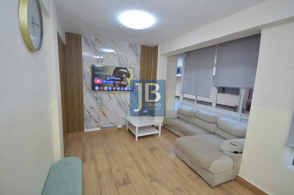 Living room of Flat for sale in Xàtiva  with Air Conditioner and Terrace