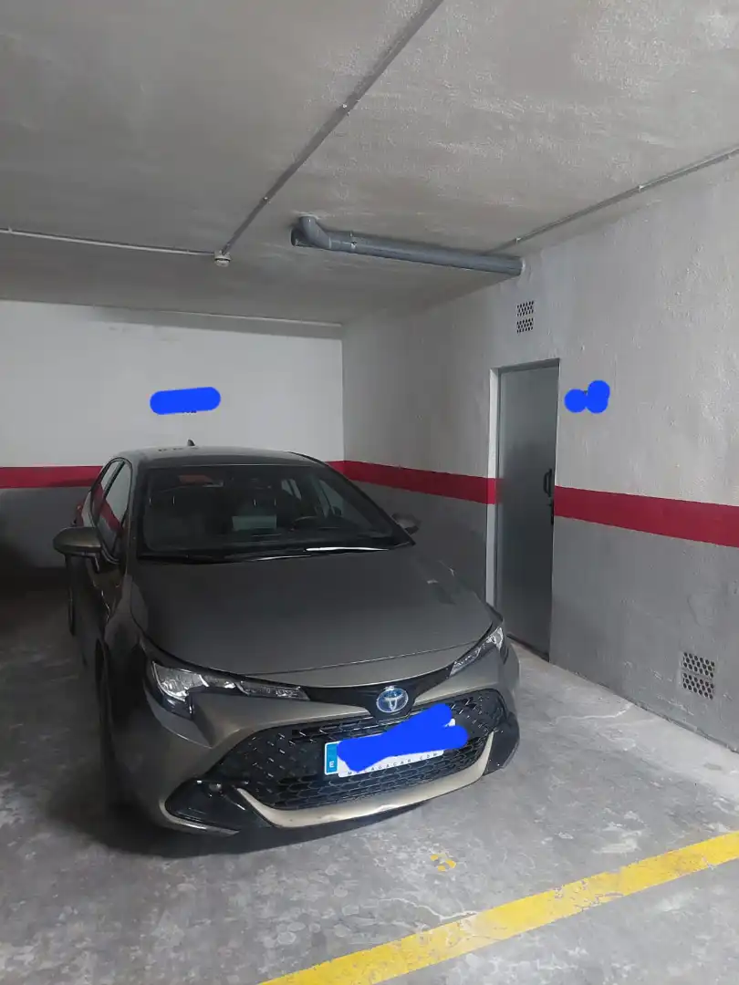 Aparcament de Pis en venda en Benahavís amb Aire condicionat, Terrassa i Traster