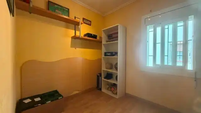 Habitación de Piso en venta en Sant Feliu de Llobregat con Calefacción y Parquet