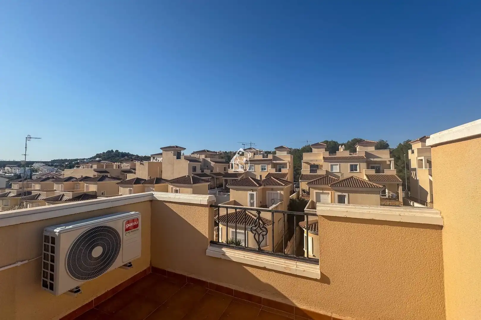 Terrassa de Casa o xalet de lloguer en San Miguel de Salinas amb Aire condicionat, Piscina i Moblat