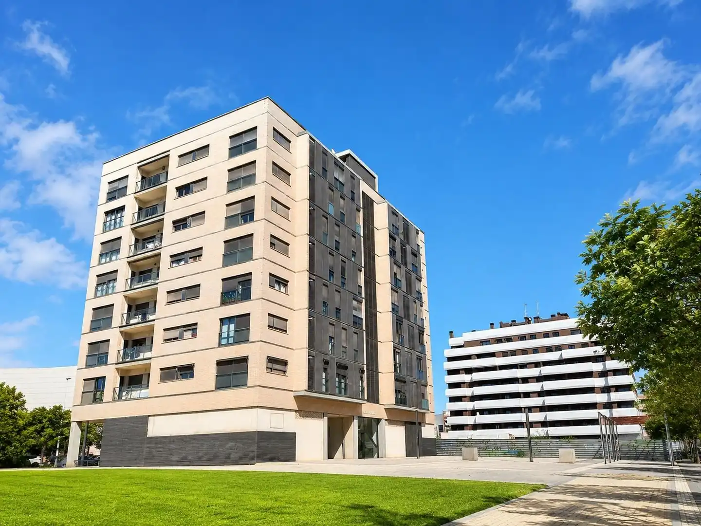 Exterior view of Flat for rent in Elche / Elx  with Parquet flooring, Terrace and Storage room