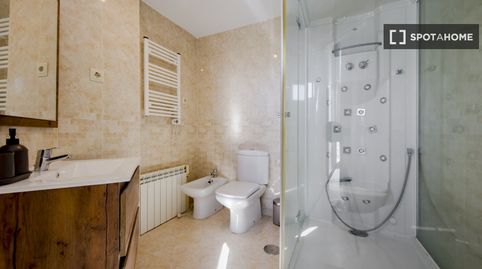 Foto 4 de Piso de alquiler en Peñagrande, Madrid Capital