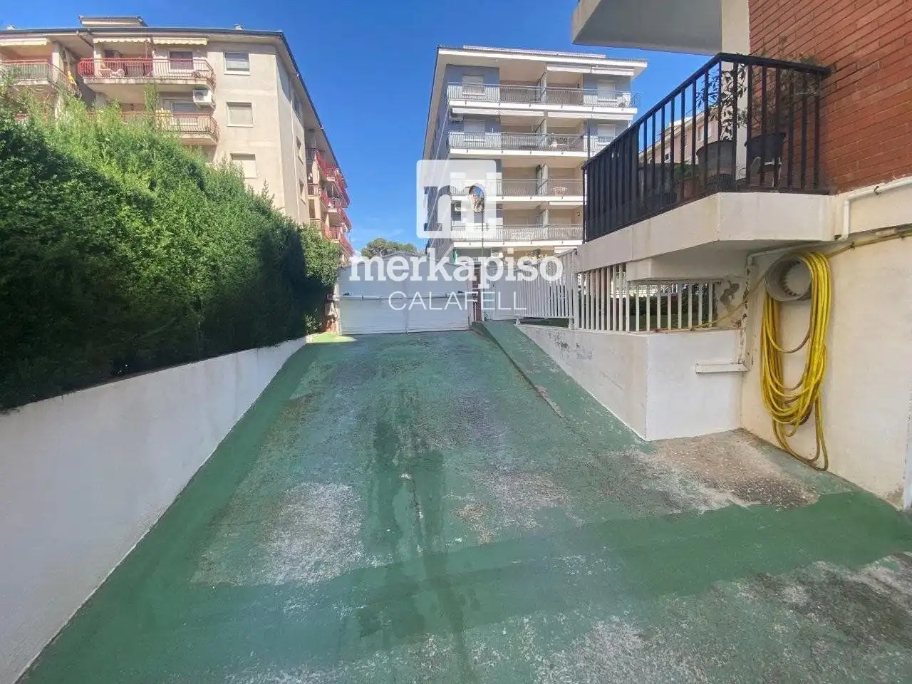 Parking de Piso en venta en Calafell con Calefacción, Terraza y Trastero