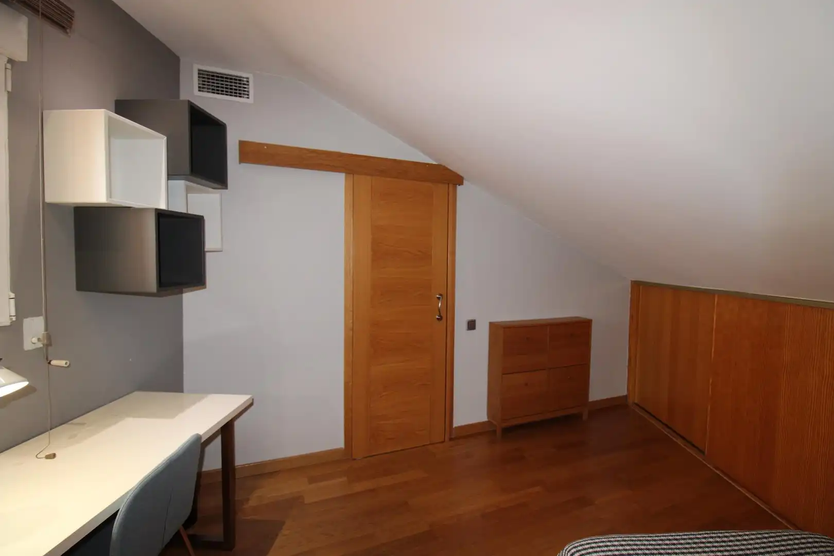 Habitación de Piso de alquiler en Murcia con Aire acondicionado y Amueblado