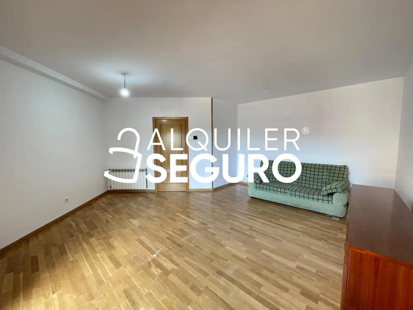 Sala d'estar de Pis de lloguer en Navalcarnero amb Calefacció, Terrassa i Traster
