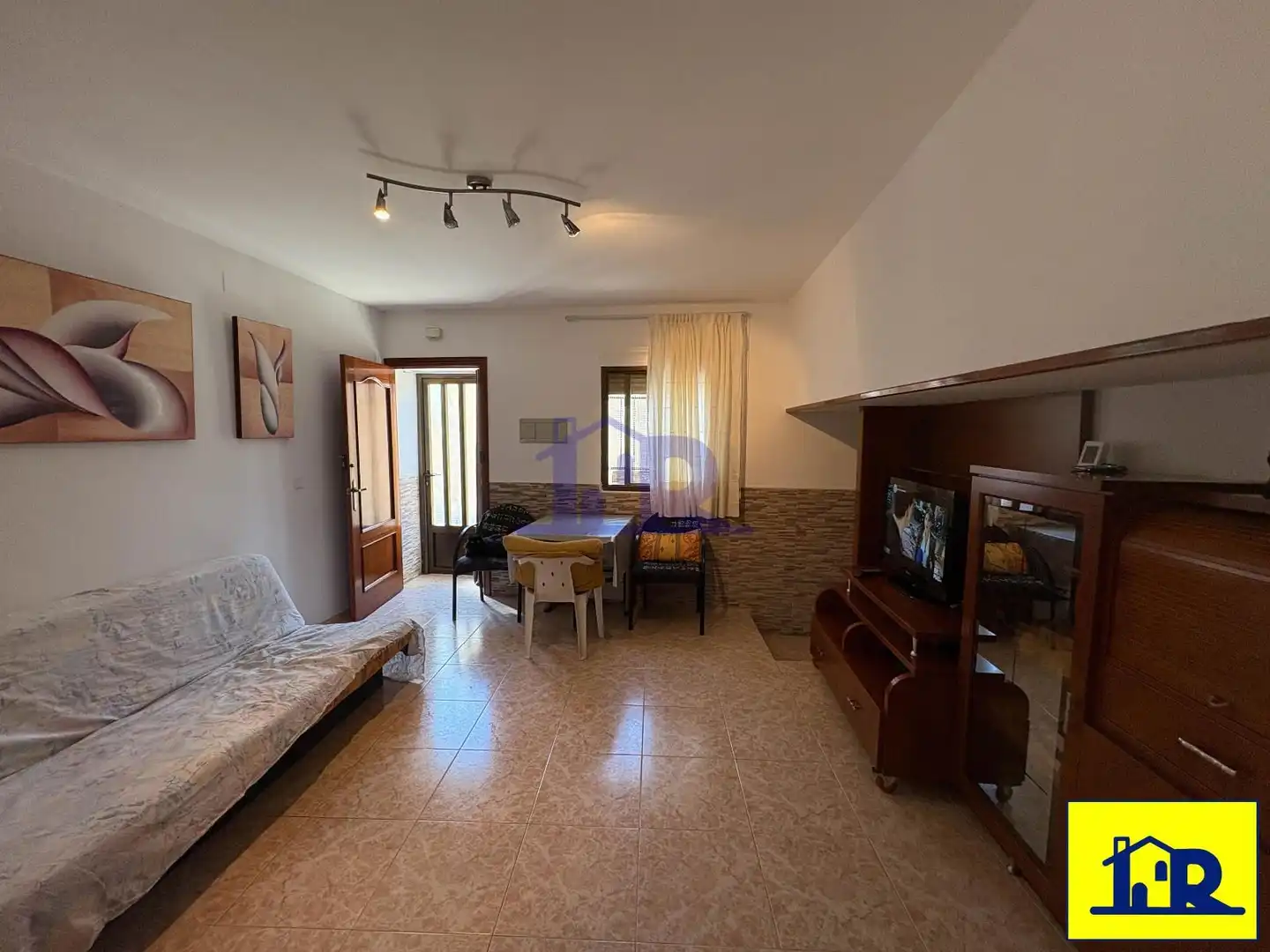 Sala d'estar de Casa o xalet en venda en Mariana amb Calefacció