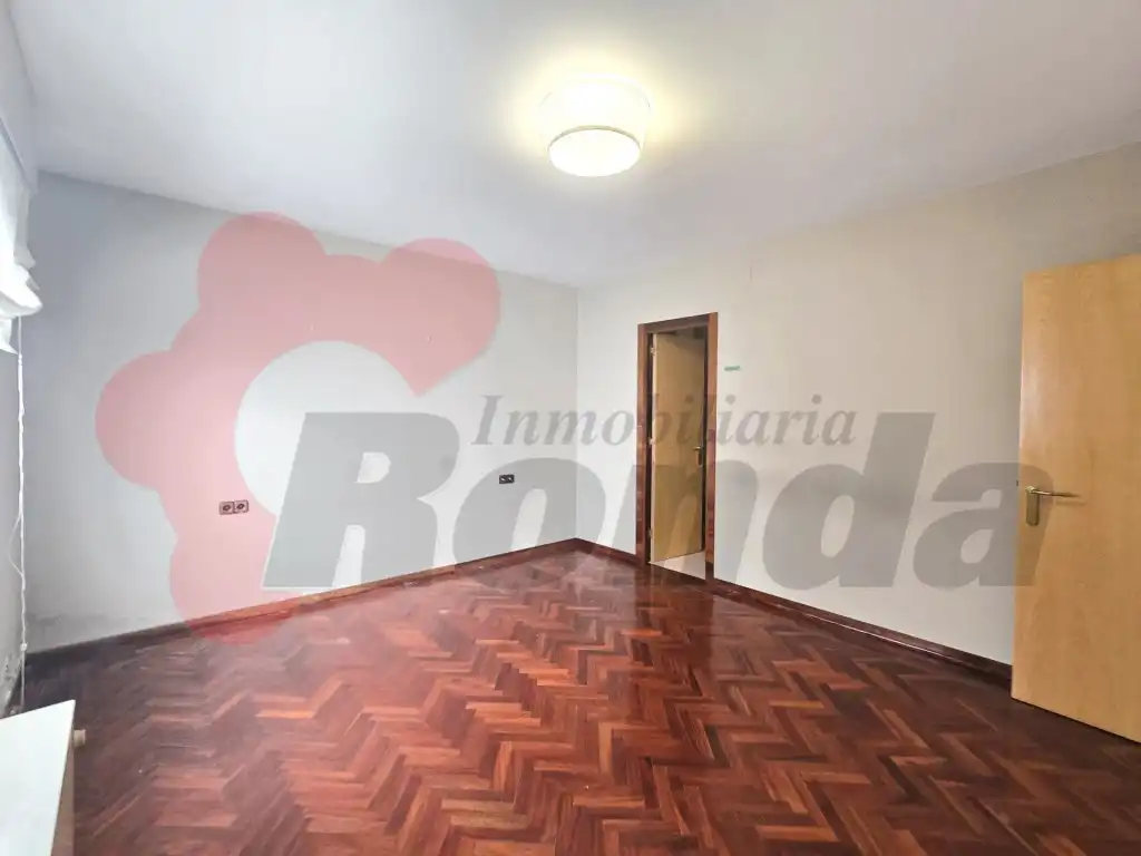 Ufficio con ascensore in affitto a Centro - Recinto Amurallado, imagen 7