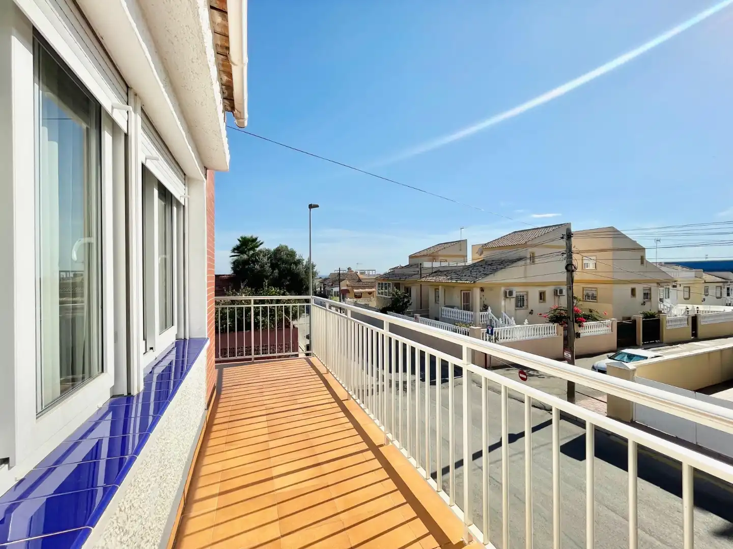 Vista exterior de Apartamento de alquiler en Torrevieja con Aire acondicionado, Calefacción y Terraza