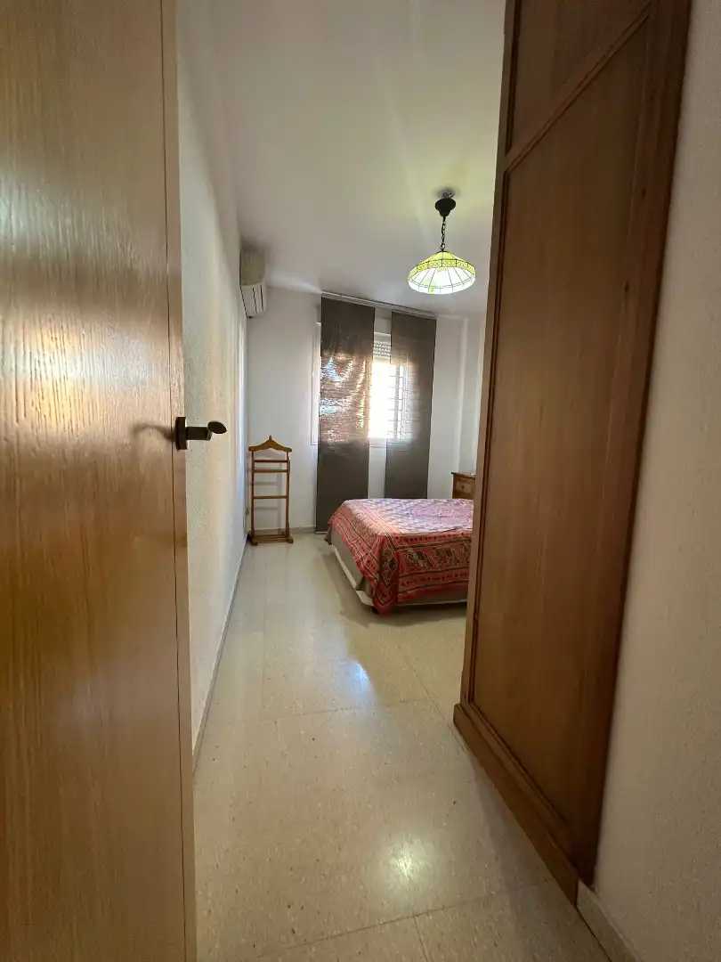 Schlafzimmer von Wohnung zum Verkauf in Camas mit Klimaanlage