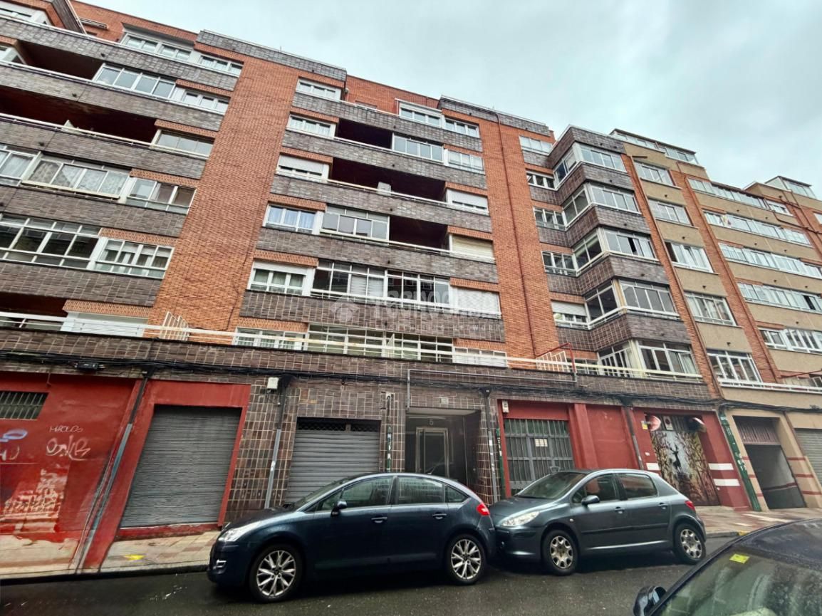 Piso en venta en C. Conde Toreno, El Ejido - Santa Ana