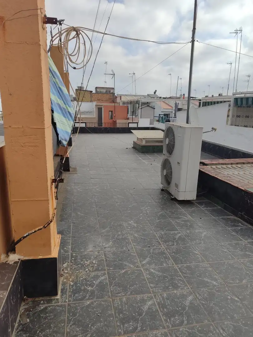 Terrace of Houses for sale in Sevilla  with Air Conditioner, Terrace and Storage room