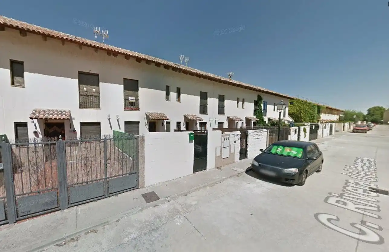 Vista exterior de Casa o xalet en venda en Espinosa de Henares